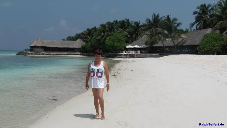 Summer Island Village - Malediven 2014 Ramona Seifert 2.jpg